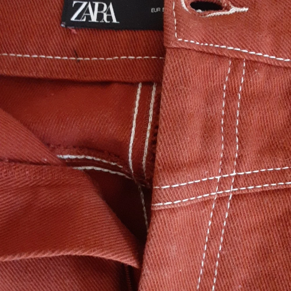 Zara Mini Skirt - Picture 3 of 7